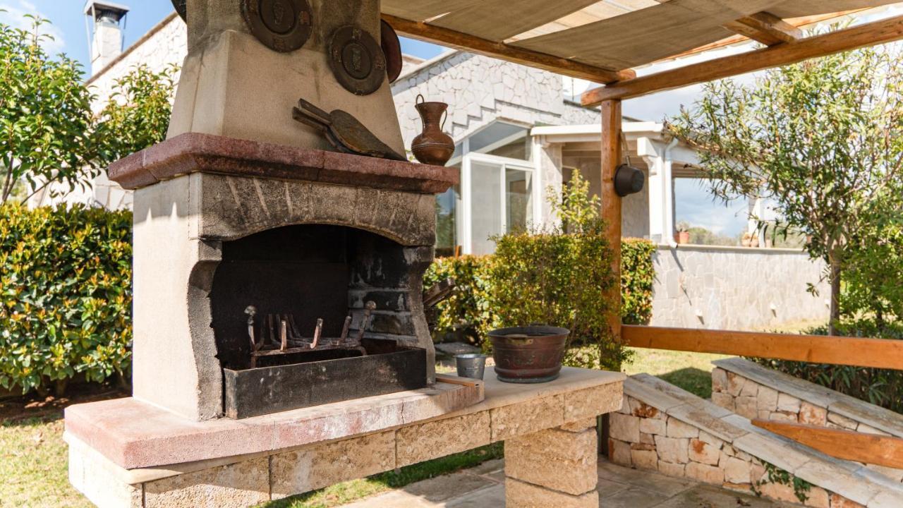 Villa Chanel Bellissima Villa Con Piscina Immersa Nella Valle D'Itria Ostuni Exteriör bild