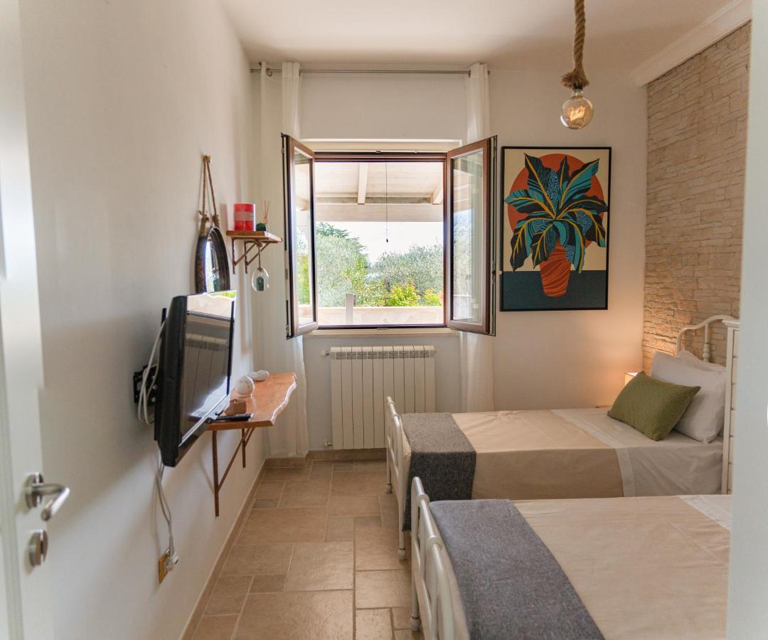 Villa Chanel Bellissima Villa Con Piscina Immersa Nella Valle D'Itria Ostuni Exteriör bild