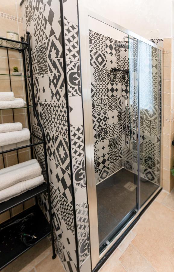 Villa Chanel Bellissima Villa Con Piscina Immersa Nella Valle D'Itria Ostuni Exteriör bild