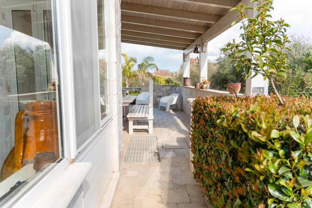 Villa Chanel Bellissima Villa Con Piscina Immersa Nella Valle D'Itria Ostuni Exteriör bild